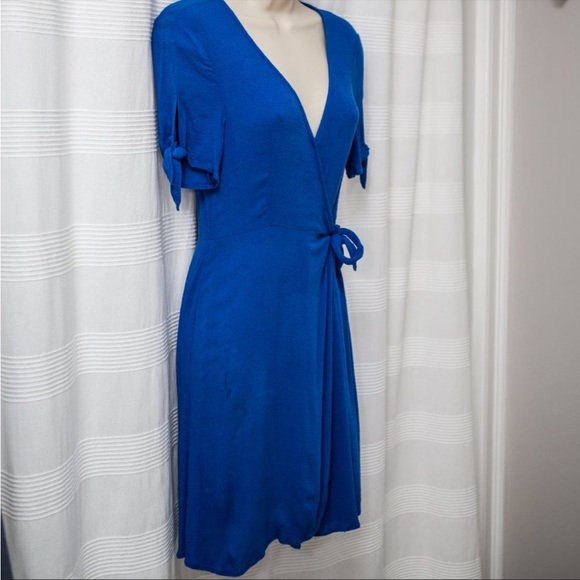 👗 Lulu’s 👗 Royal Blue Wrap Dress - S - Picture 10 of 12